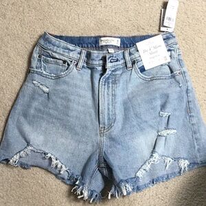 abercrombie 4” mom short